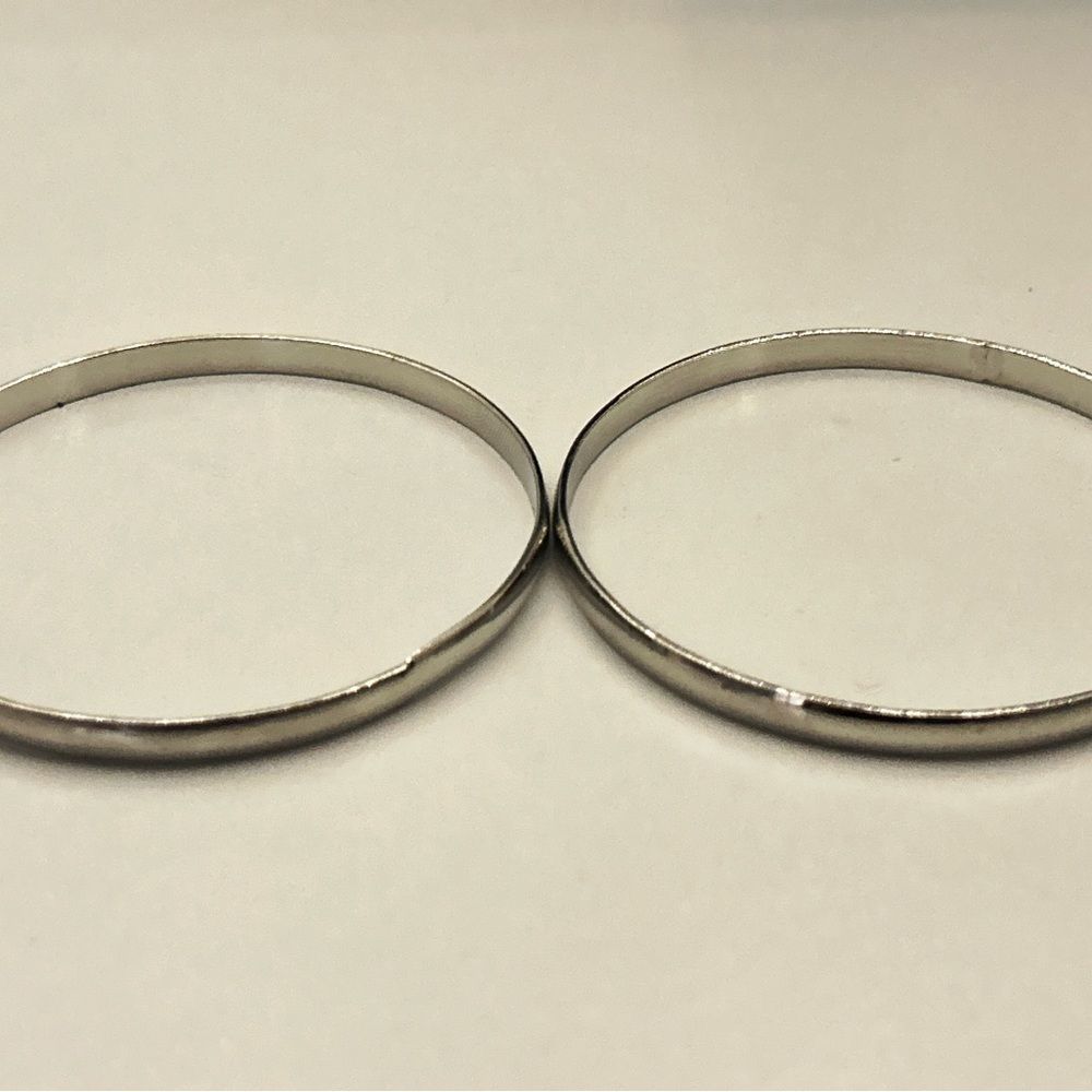 Bracelets - Picture 11 of 16